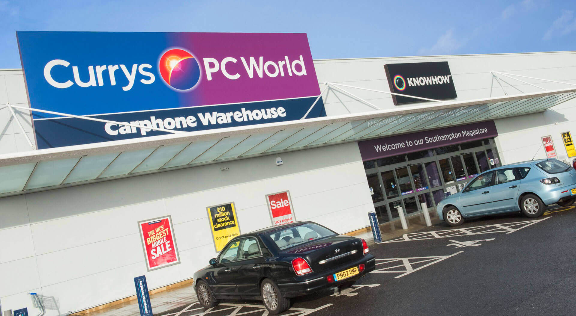 Currys PC World Stores rebrand,  out-of-town retail park interior design and communications for technology stores 