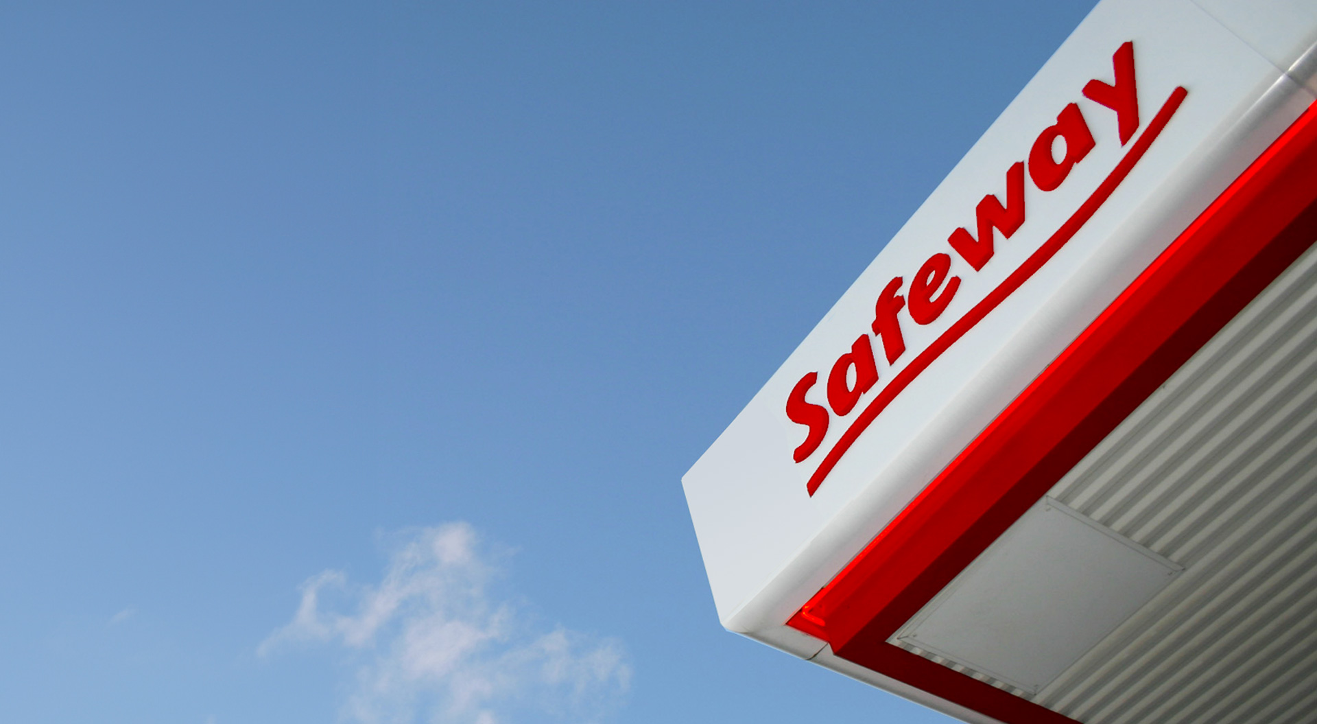 Safeway Petrol forecourt branding, design, retail, filling stations, convenience stores, brand identity