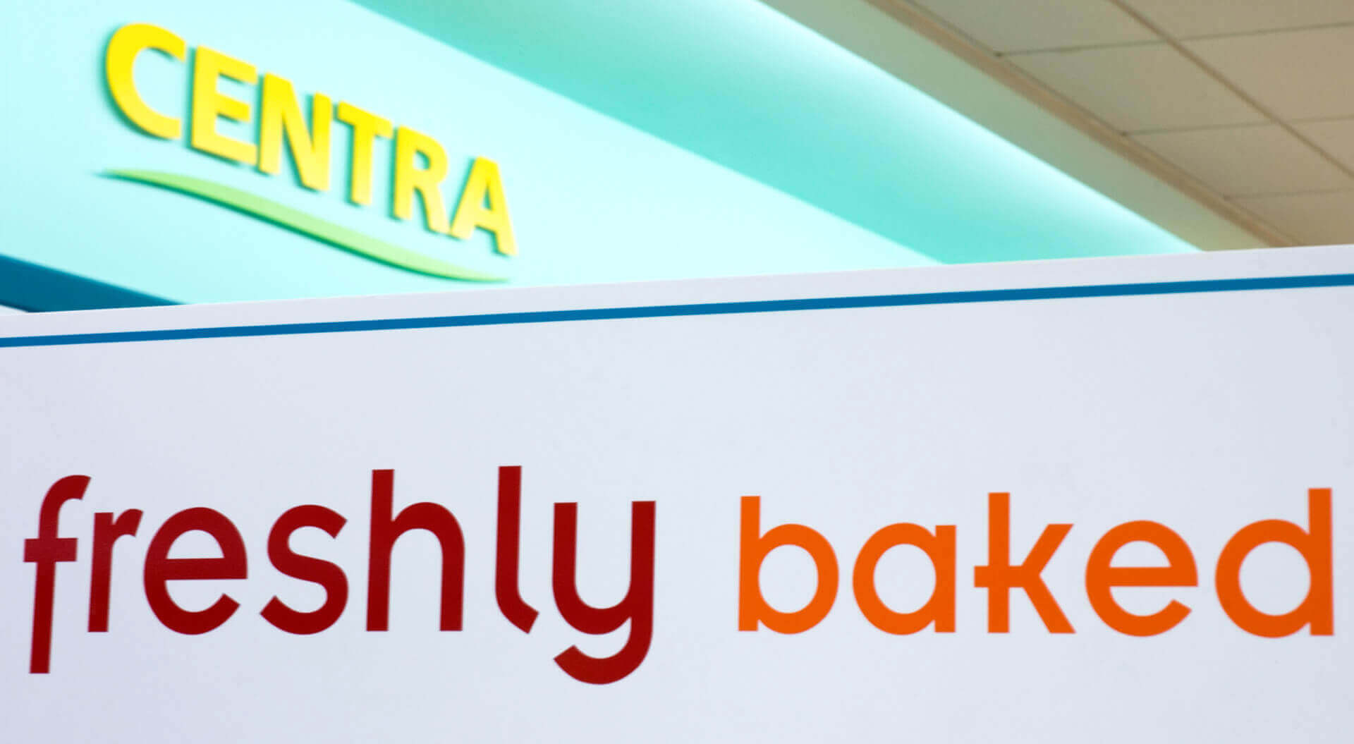Centra convenience store signage